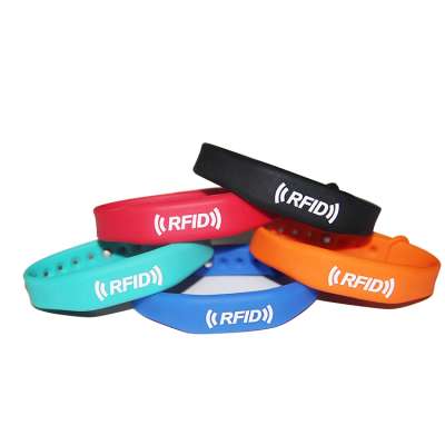 chip closure wristband bracelets for swimming pool personal tracking bracelet